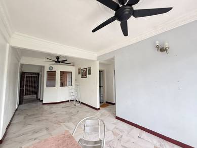 Casa Ria Apartment, Bandar Country Homes-1