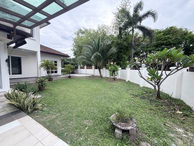 Spacious Corner Terrace Home in Kemuning Bayu For Rent