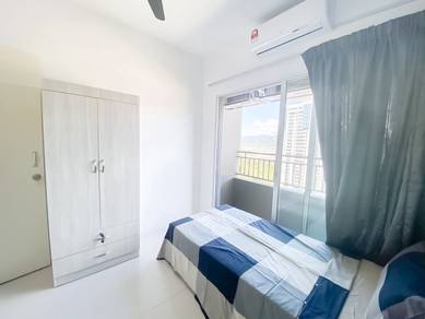 Female Room for Rent | Walk to LRT | Fully Furnished + Free WiFi