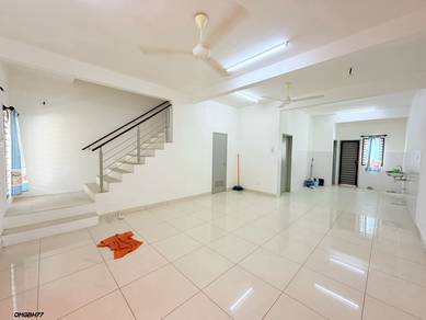 2-storey-Terraced-House-for-sale-Bandar-Botanic-Selangor