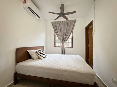 Private Mini Studio @ Landed | 8 Mins Walk MRT Semantan |No need agent