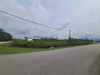 Kota Tinggi Town area 1.5Acre Medium Industrial Land Can Build Factory