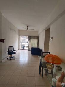 Sri Impian Apartment 3R2B Taman Bukit Serdang Seri Kembangan