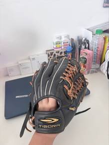 Glove softball untuk dijual