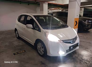 2014 Honda JAZZ 1.3 FACELIFT (A)