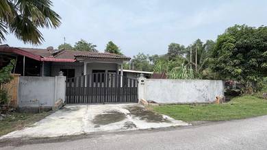 Single Storey Corner House at Lahat Ipoh