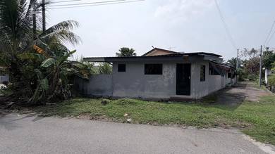 Single Storey Corner House at Lahat Ipoh