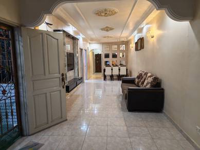 Jalan Jelatang Taman Megah Ria Fully Renovated