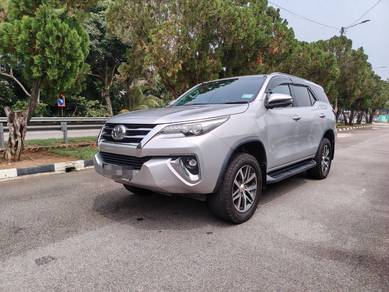 Toyota FORTUNER 2.4 VRZ 4X4 2GD-FTV (A)