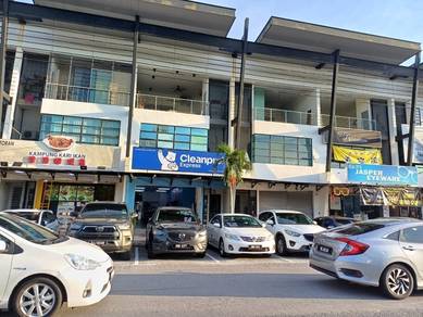 Prime Location! Super Crowded Days & Nigh! Putra Impiana, Meranti Jaya