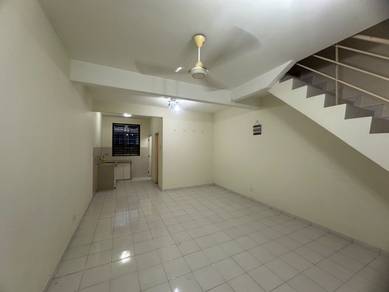 KULAI bandar Putra Jalan LEGENDA L.C M HOUSE FULL LOAN