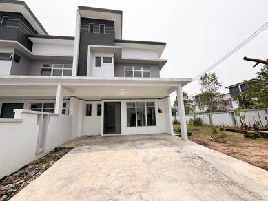 CORNER LOT Fasa 8 Bandar Tasik Kesuma Semenyih Double Storey