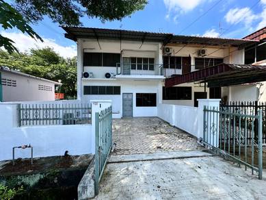 Double Storey House @ Jalan Mesra Taman Kolam Air Nearby Jb Town