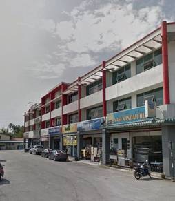 3 Storey shoplot - Facing main road - Bukit Tambun for Sale