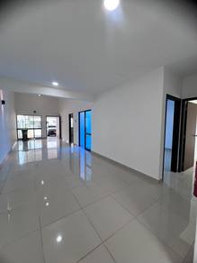 Renovated Single Storey Terrace at Nusa Cinta Gated & Guarded