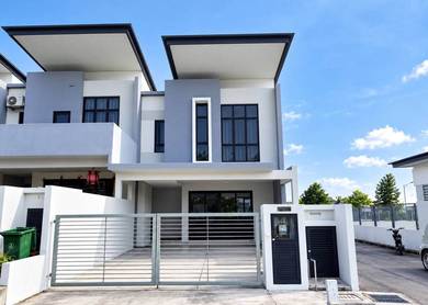 Double Storey Kajang East End Lot *Freehold Corner Below Market