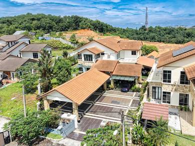 2 Storey Bungalow @ Puncak Pinggiran Putra