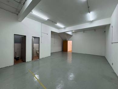Mount Austin Shoplot for Rent