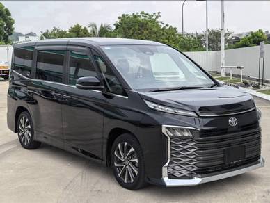 TOYOTA VOXY 2.0 (a) 2023 NFL PUCHONG