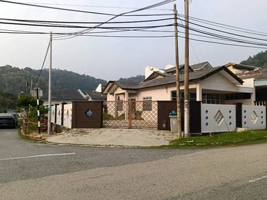 Corner Single Storey House -For Sales