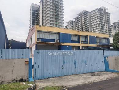 Taman Perindustrian USJ1 - 2-Storey Semi D Factory for rent