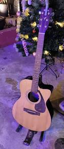 Yamaha FSX315C acoustic guitar