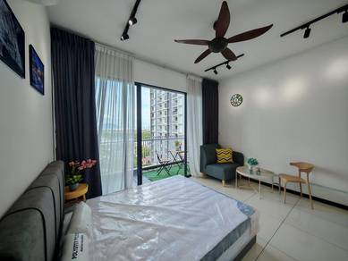 Cozy Modern Rooms with Balcony @ Butterworth