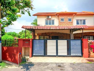 CORNER LOT SEMI D Taman Sri Tanjung Semenyih Double Storey