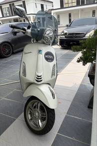 Vespa Primavera 150
