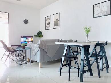 Mercu Summer Suites
