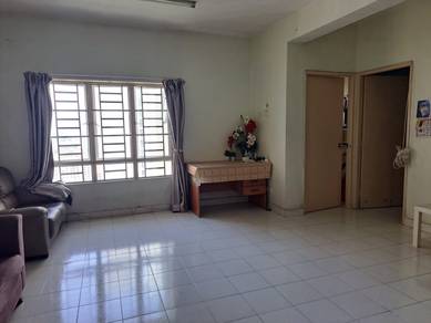 Partly furnished Parkview Tower, Butterworth