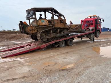 Bulldozer komatsu em