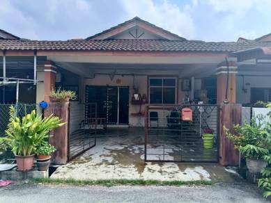 Teres setingkat kg padang 2 kuantan
