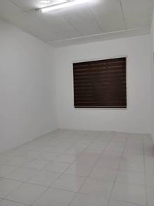 Bilik besar untuk disewa