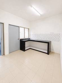 Double Storey Taman Universiti For Sale