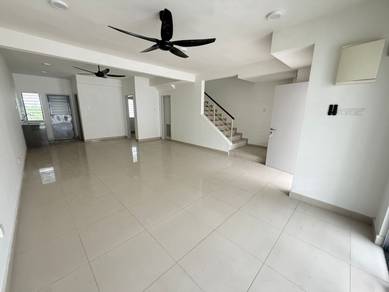 [FACING EMPTY] 2 Storey Terrace, D Laman, Kundang Jaya, Rawang
