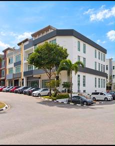 Taman molek 3 storey corner lot shop office  facing main road