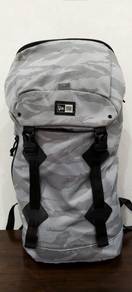 New Era Camouflage 28L