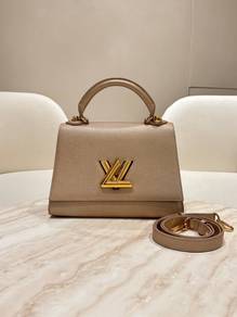 Louis Vuitton Twist One Handle Handbag In Greige