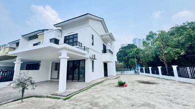 Big Corner 2 Storey Landed 16 Sierra Puchong Sierra 8 Newly Paint Sale