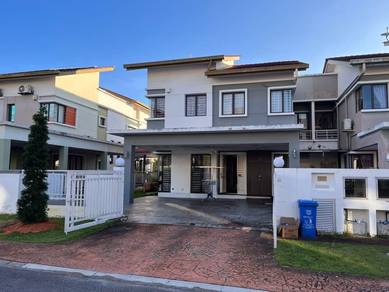 feature ad Spacious 2-Storey Semi-Detached House- Setia Alam, Shah Alam
