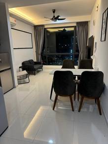 Sks pavilion/ 1bed 1bath type / 3 mins to ciq