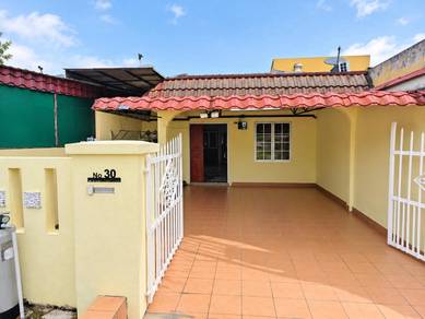 RENOVATED Single Storey Taman Mawar Kinrara 5 Puchong ng