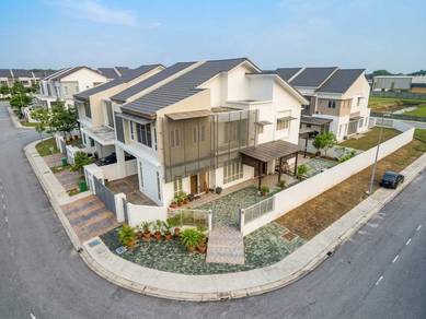 Denai Alam Corner Lot Superlink Terrace Aster Grove