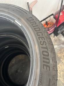 BRIDGESTONE Tyre ( USED )