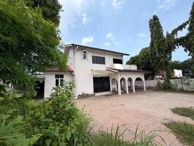 2 Storey Bungalow Jalan Gottlieb Facing Main road Pulau Tikus