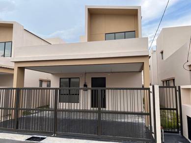 Taman La Casa Lunas Fasa 9 for sale