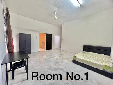 Kluang Room For Rent (Only for Female) Fully Furniture with wifi
