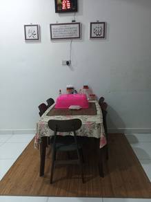 meja makan 6 kerusi