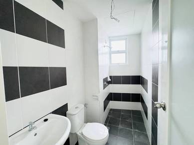 Condo Royale Infinity Simpang Ampat 3R2B Freehold 